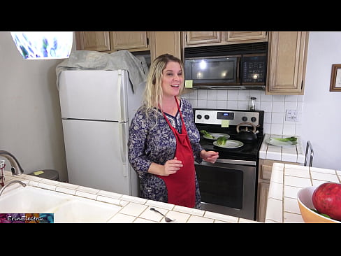❤️ Stepmom milking him in the kitchen before his date. ️ Porno at en-gb.yespornpics.ru ️